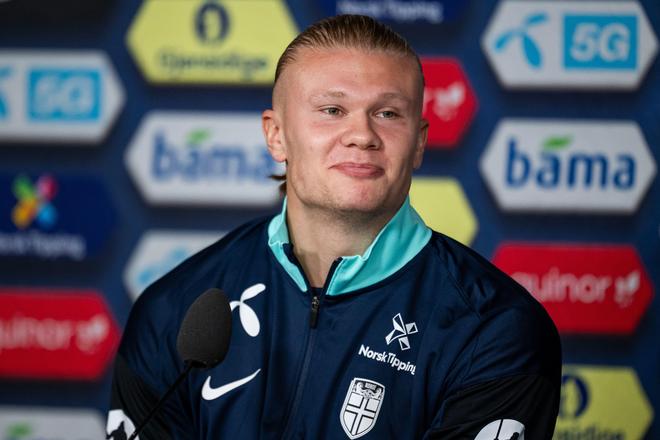 篮球勇士球星连中五记三分引全场欢呼