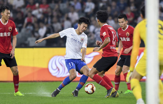 侯永永亮相玉昆新赛季出征仪式 期待展现最好风采