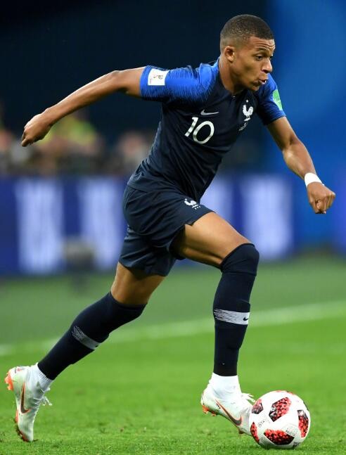 柏林联合主场能否继续坚挺？拜仁慕尼黑双线作战压力显现